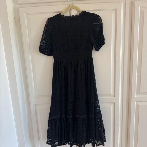 Chic Black Lace Midi Dress - Picture 3 of 4